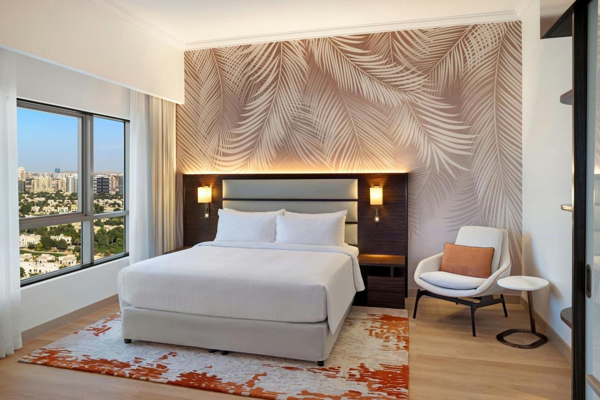 Executive King Suite City View Lounge Access